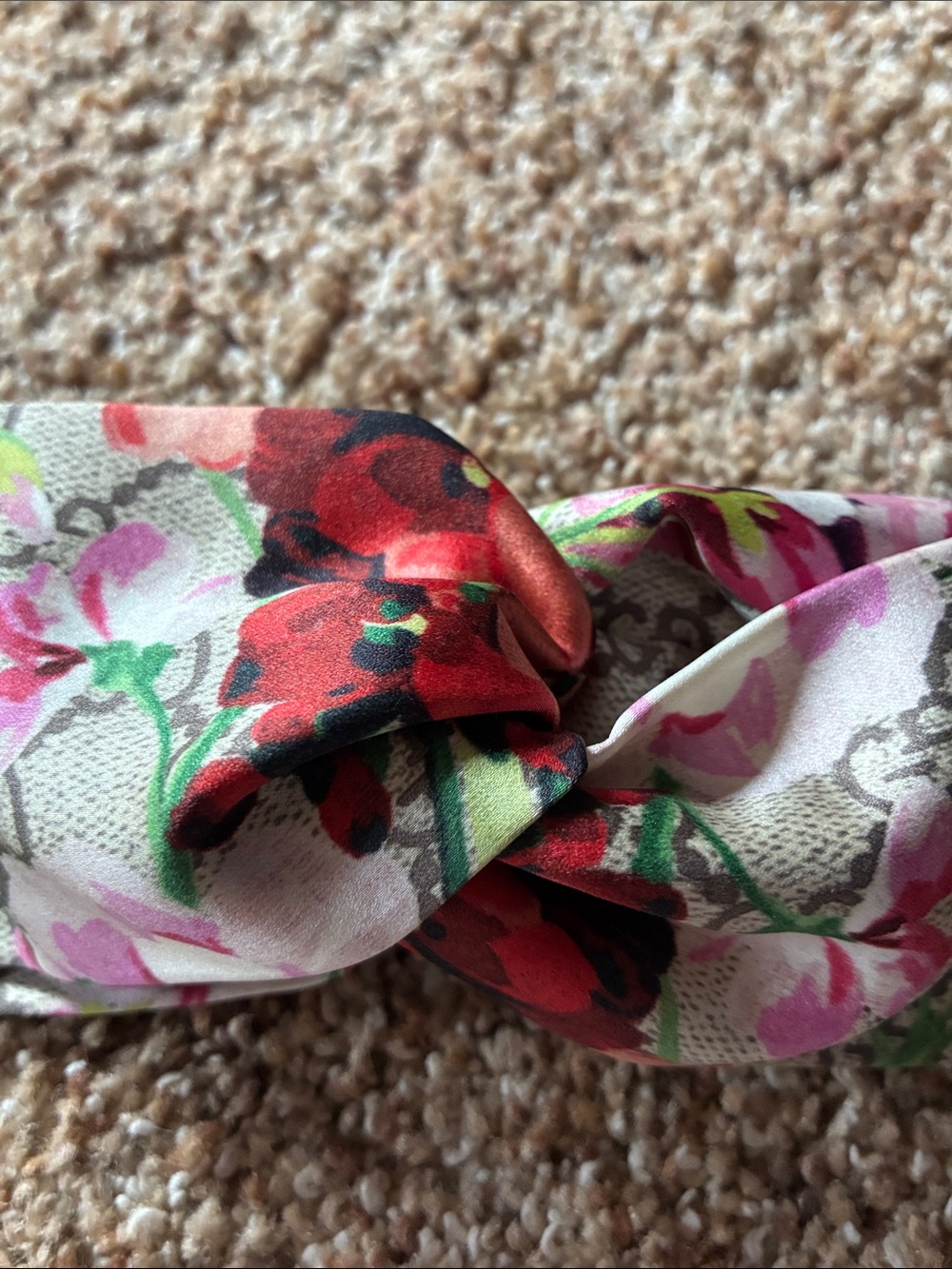 Gucci Floral GG Knot Headband - Beige with Pink, Red & Green - Picture 6 of 7